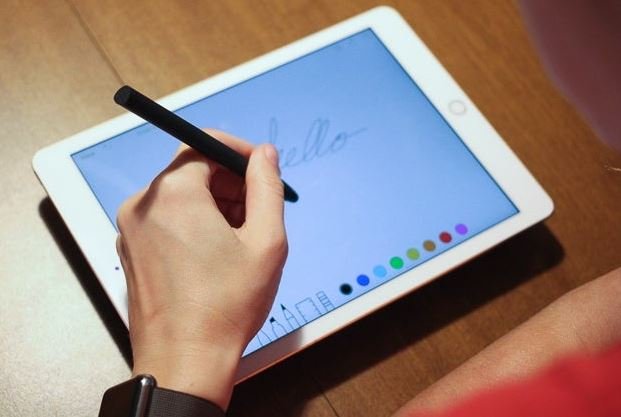 How To Use The Stylus On iPad