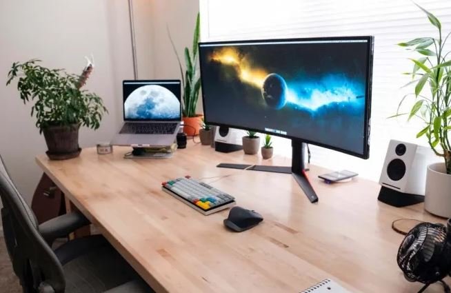 Best Curved Monitors for MacBook Pro